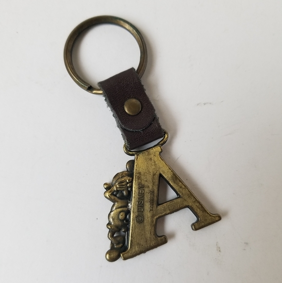 Mickey keyring - Picture 2 of 5